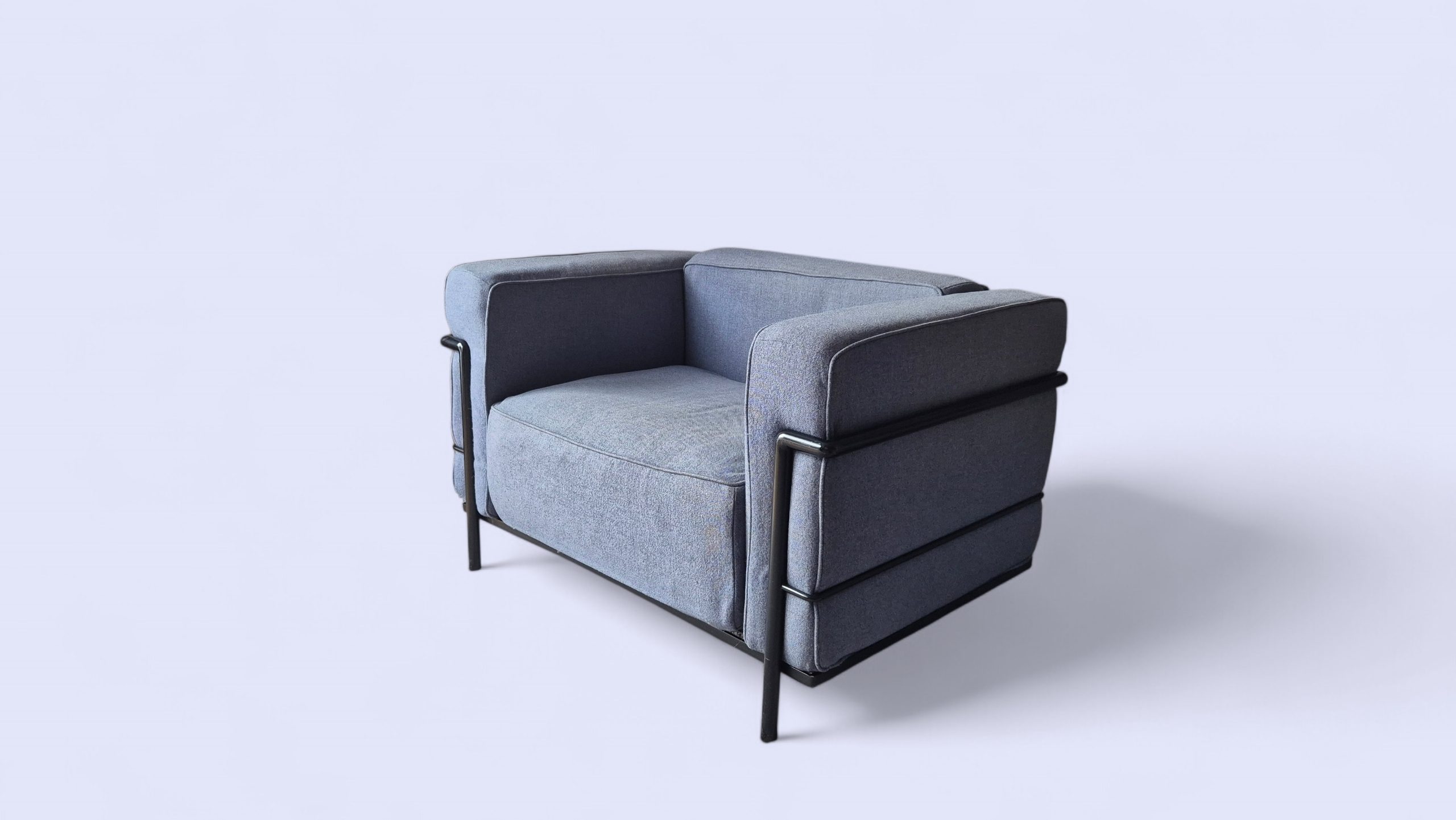 Original CASSINA Le Corbusier LC3 Sessel, grauer Stoff, schwarzes Gestell – Bild 4