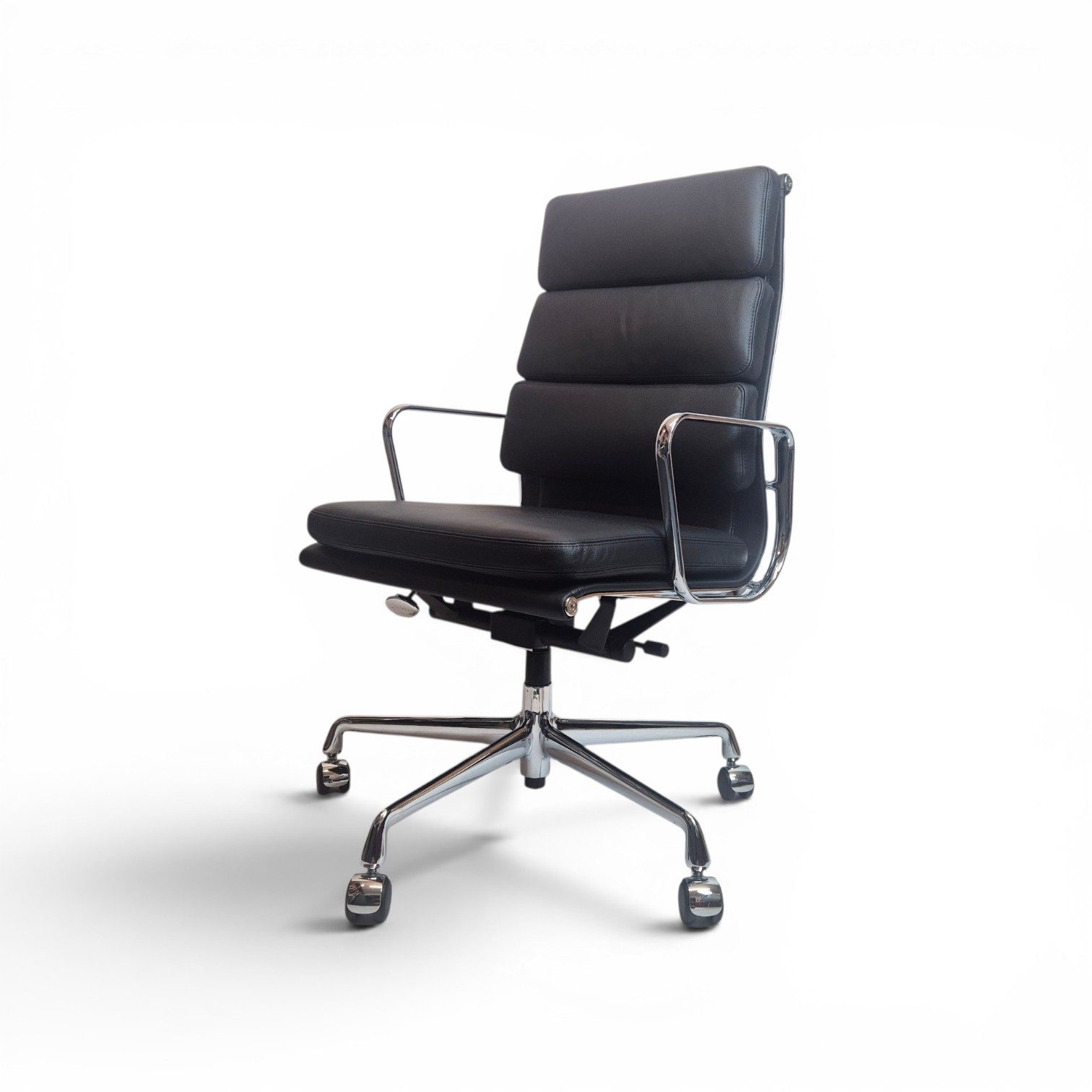 VITRA Eames Aluminium Chair EA 219 gebraucht Leder schwarz neuwertig – Bild 3