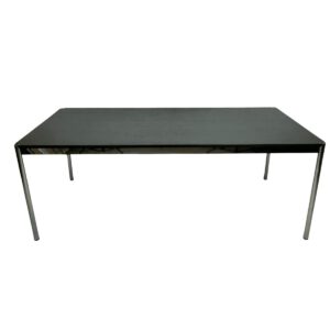 USM Haller Tisch Eichefurnier Schwarz 200x100 cm | verchromtes Gestell | Original in der Seitenansicht von links