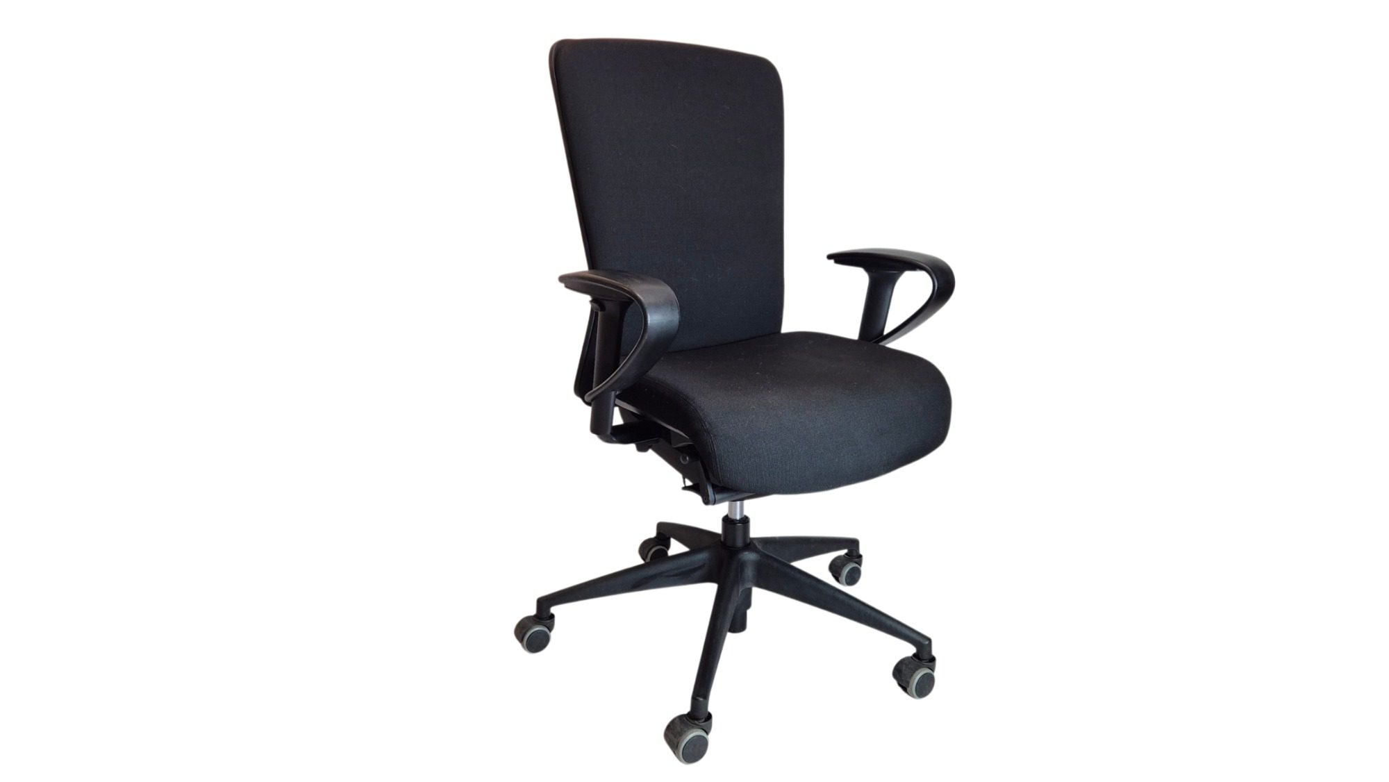Girsberger Bürodrehstuhl gebraucht, Schwarz Stoff, Ergonomisch Black Edition, Original schräg von vorne rechts